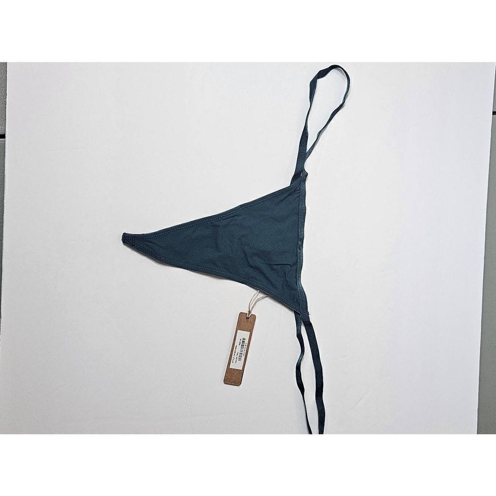 Skims string panty Nwt